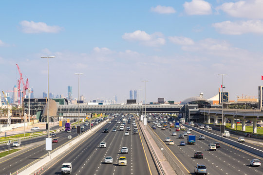 Carlift to Jebel Ali Freezone